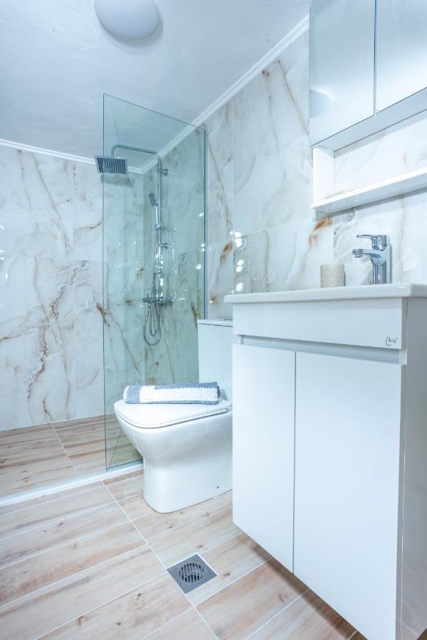 Luxury Downtown Apartment Z1 سالونيك المظهر الخارجي الصورة